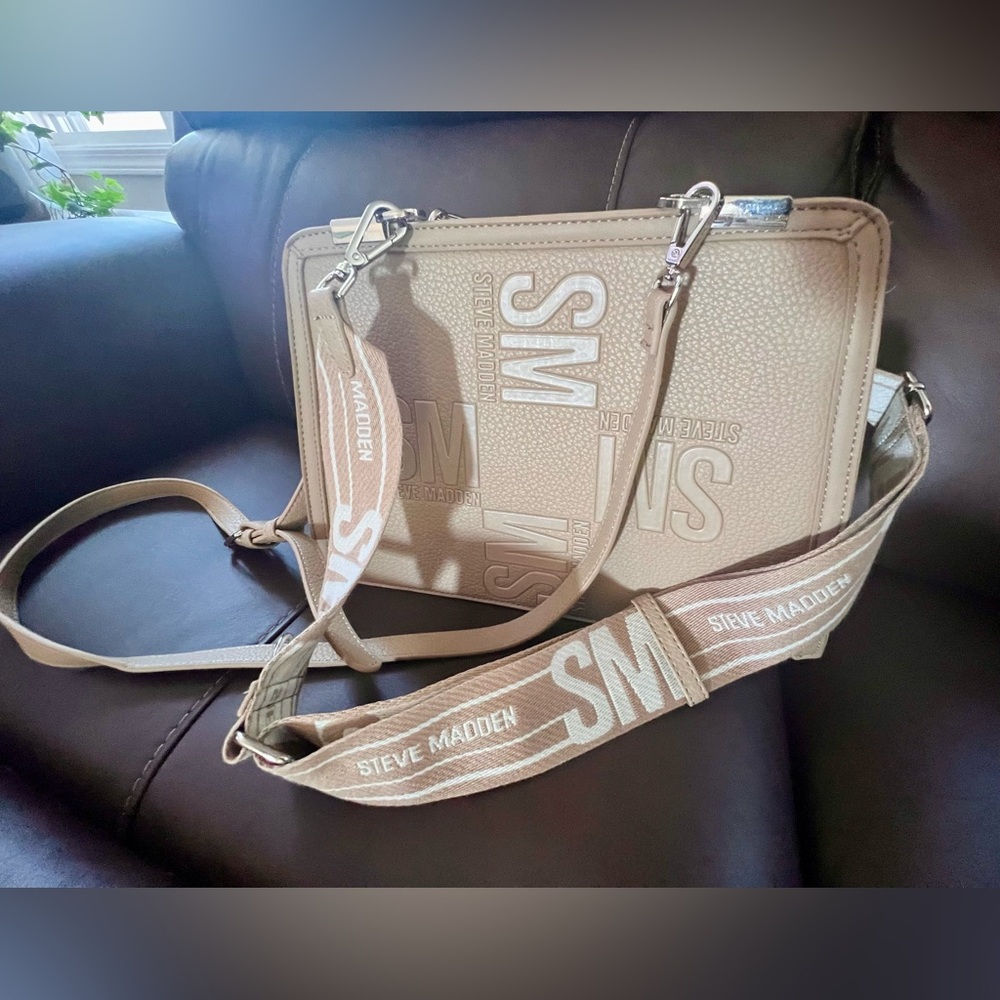 Steve Madden Tan Crossbody Bag with Logo Strap